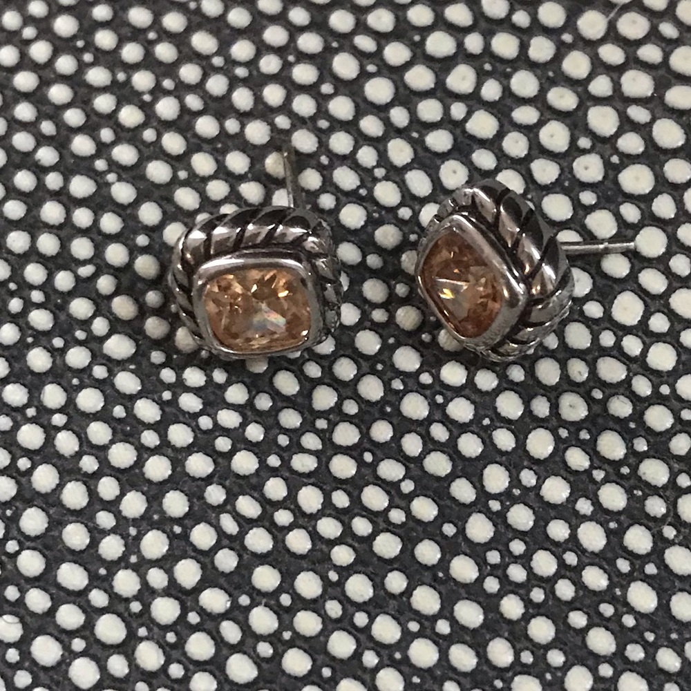 Fake David yurman looking earrings